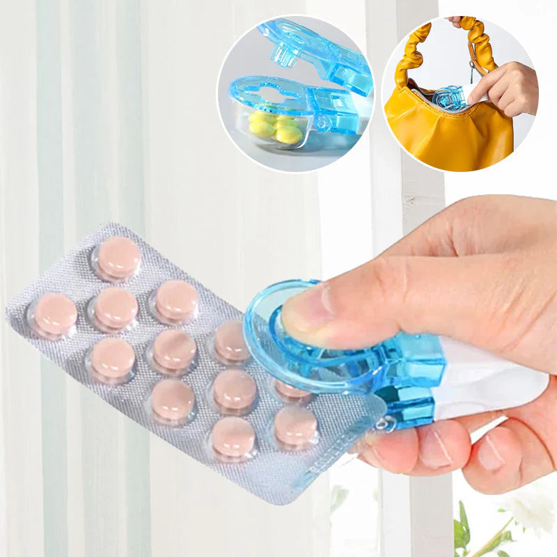Kompakte Reise-Pillendose mit Deckel