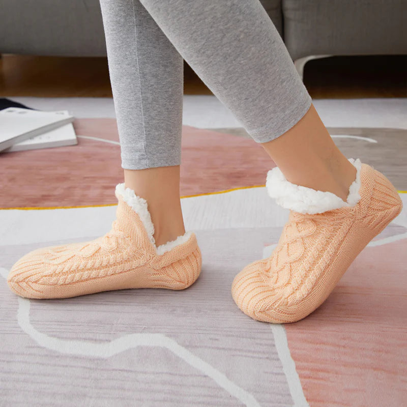 Kuschelige Socken mit rutschfestem Komfortdesign