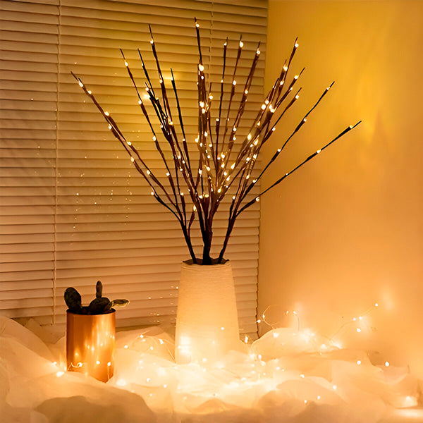 Leuchtende Zweige mit LEDs