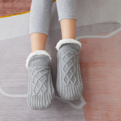 Kuschelige Socken mit rutschfestem Komfortdesign