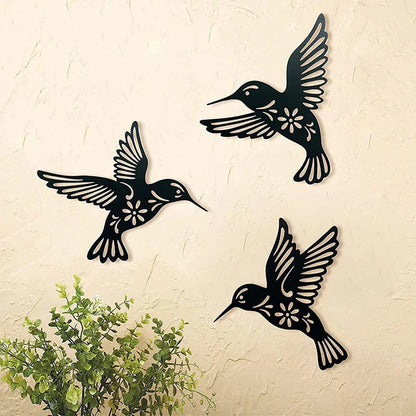 Wanddekoration mit stilvollen Vogelmotiven