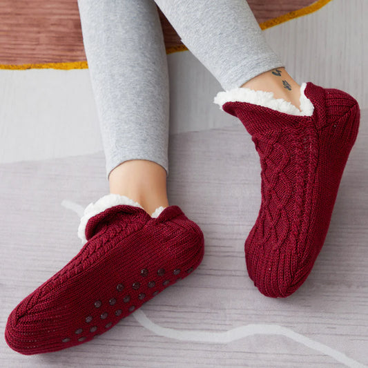 Kuschelige Socken mit rutschfestem Komfortdesign