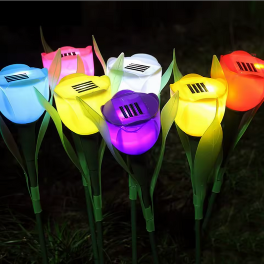 Garten- und Rasenleuchte mit Solarenergie in Rosenoptik