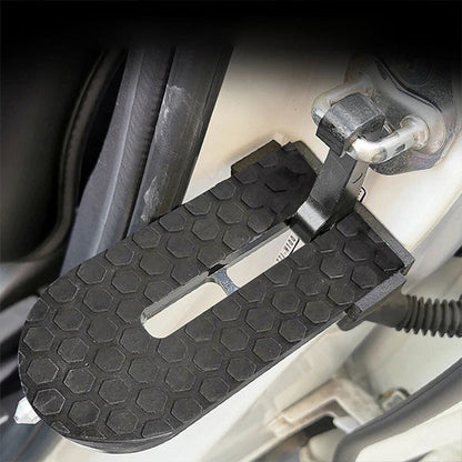 Praktische Dachtrittstufe fürs Auto