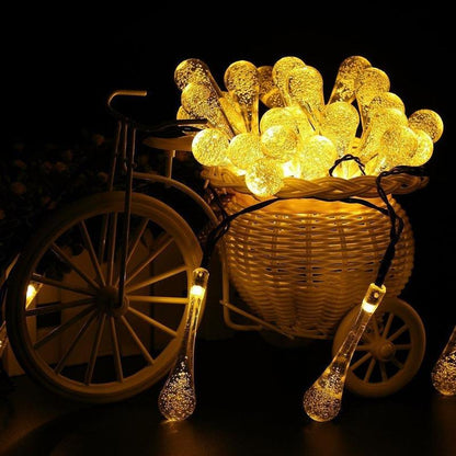 Wasserdichte Solar-LED-Lichterkette in Tropfenform
