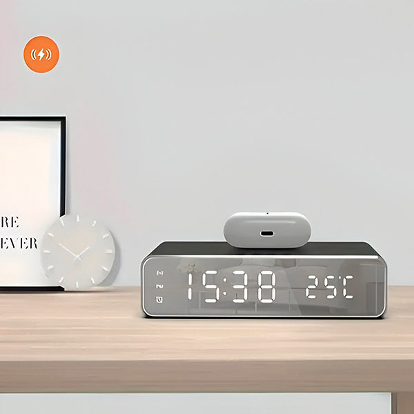 Praktisches 3-in-1 Ladegerät mit Display für Zeit & Temperatur