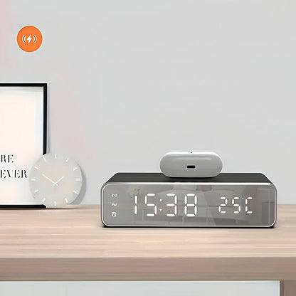 Praktisches 3-in-1 Ladegerät mit Display für Zeit & Temperatur