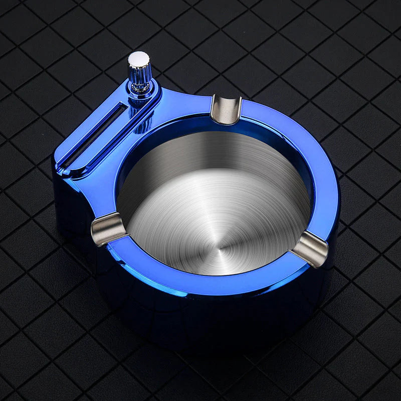 Klassischer Metall-Aschenbecher im Retro-Stil